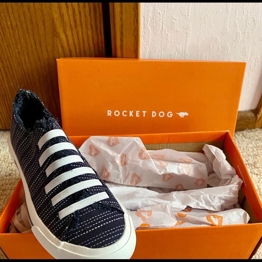 🚀 Rocket Dog 🐶 sneakers NWB